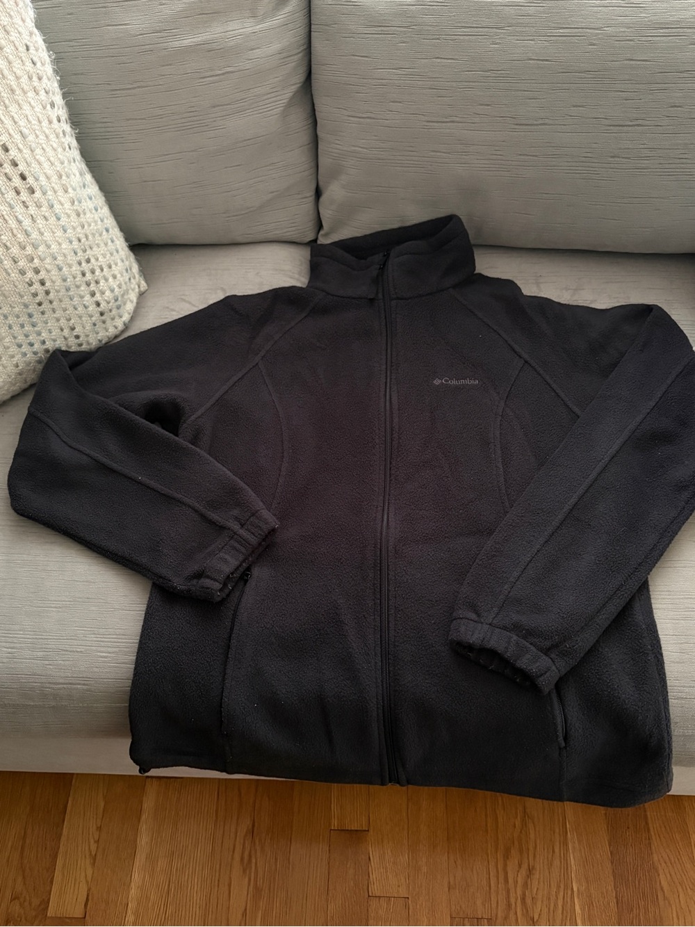Columbia Women’s Black Lightweight Full-Zip Fleece Jacket